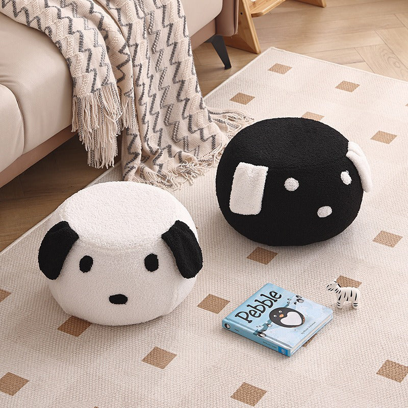 Taburete redondo de vellón tipo osito de peluche con diseño art déco moderno, construcción de madera contrachapado, sin respaldo y sin brazos, de perfil bajo para sala de estar