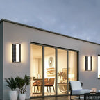 Lámpara de pared moderna solar impermeable de acrílico con tira larga LED para exteriores