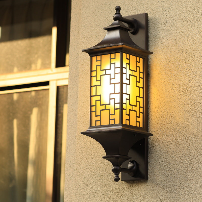 Aplique de pared para exteriores de 1 luz, resistente al agua, con jaula de linterna cuadrada tradicional china para patio exterior