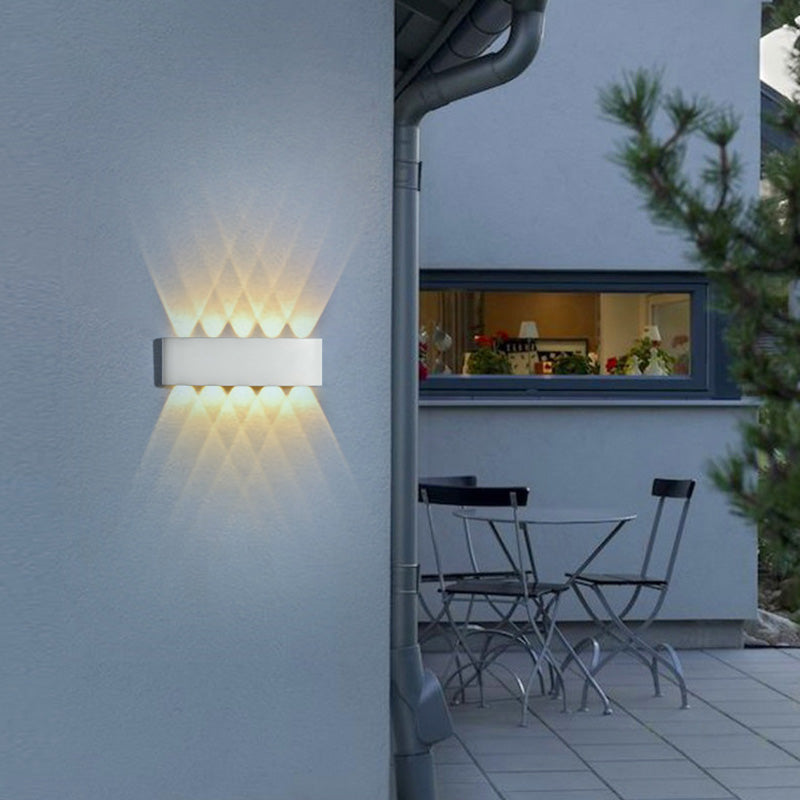 Moderna lámpara de pared LED minimalista impermeable de cilindro rectangular de aluminio y hierro acrílico para patio exterior