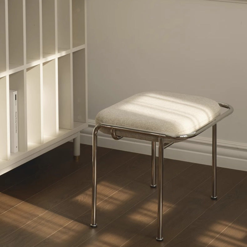 Taburete de tocador sin respaldo contemporáneo escandinavo cuadrado de algodón y lino tapizado con estructura de acero inoxidable para dormitorio