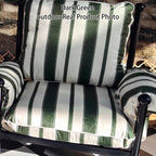 Sillón tradicional francés rectangular de tela con respaldo y apoyabrazos de hierro para salón