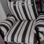 Sillón tradicional francés rectangular de tela con respaldo y apoyabrazos de hierro para salón