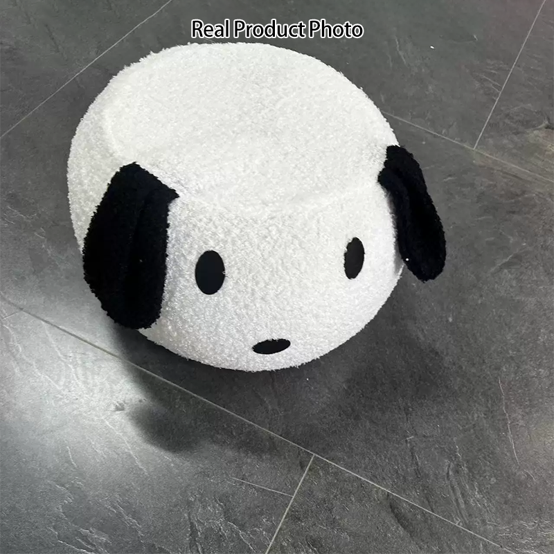 Taburete redondo de vellón tipo osito de peluche con diseño art déco moderno, construcción de madera contrachapado, sin respaldo y sin brazos, de perfil bajo para sala de estar