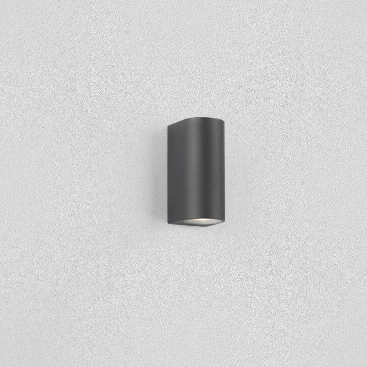 Lámpara de pared de estilo cilindro de vidrio y aluminio, moderna y minimalista, impermeable, con 2 luces para patio exterior