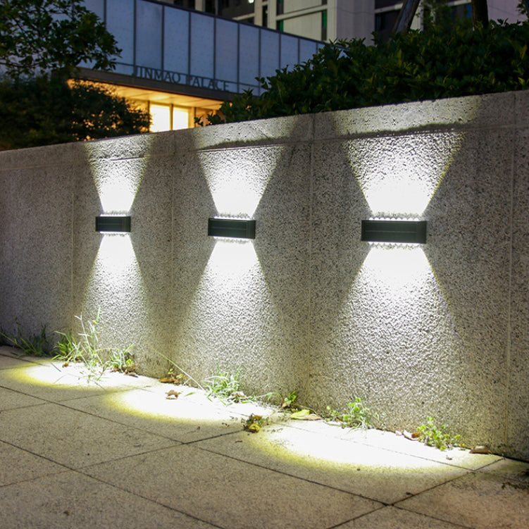 Lámpara de pared LED rectangular, impermeable, solar, de ABS y PVC, de diseño moderno y simple, para patio exterior