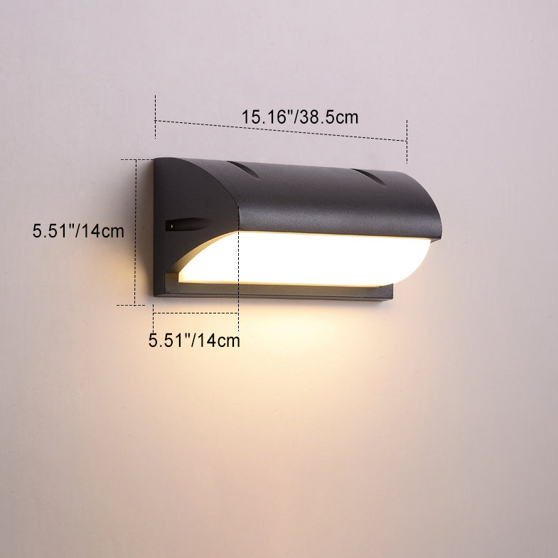 Lámpara de pared LED con sensor exterior impermeable de geometría simple y moderna