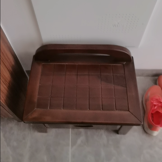 Traditional Chinese Solid Wood Grid-Square Low Stool with Backrest for Living Room - Elegant, Compact Seating