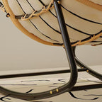 Sillón Mecedora Curvo Nido de Pájaro Moderno Minimalista — Sin Brazos, Tela de Mezcla de Lino, Estructura de Acero al Carbono con Respaldo de Ratán PE, Perfecto para Sala de Estar