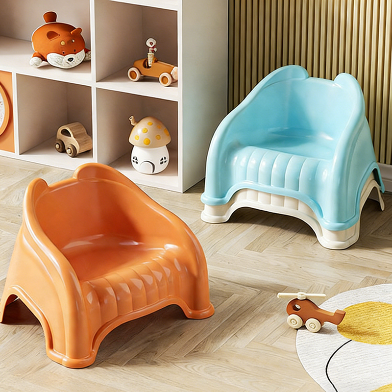 Modern Minimalist Curved Bear Design PP Kids Stool – Stackable, Low, Armless, for Living Room