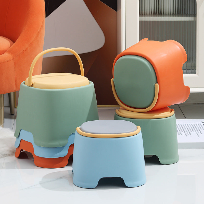 Contemporary Cylindrical PP Kids Stool – Portable, Low, Backless & Armless for Living Room