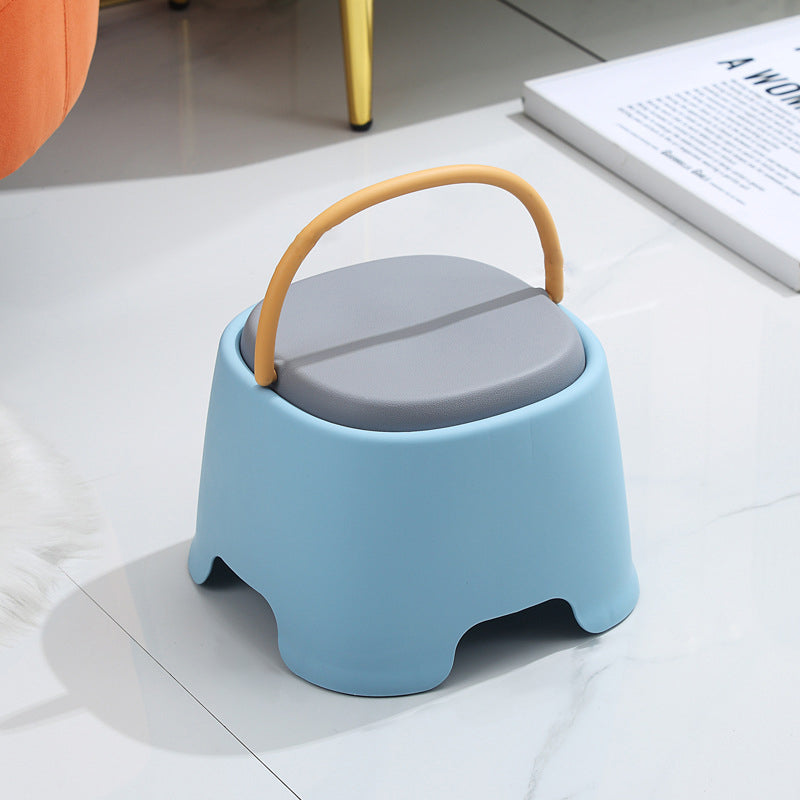 Contemporary Cylindrical PP Kids Stool – Portable, Low, Backless & Armless for Living Room