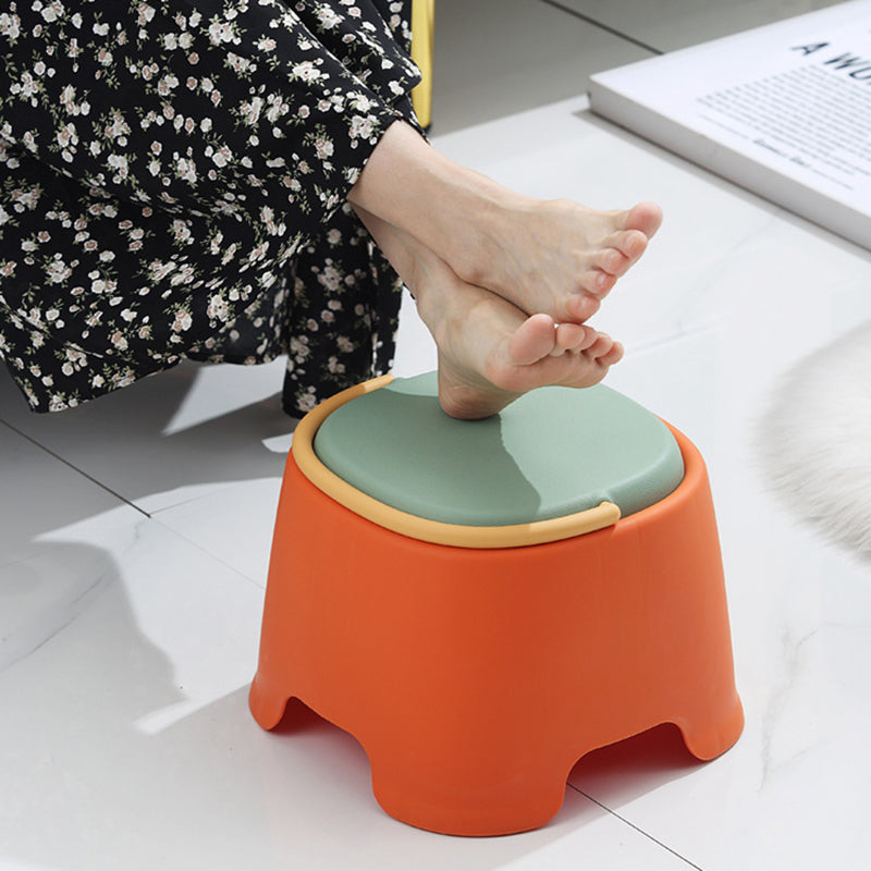 Contemporary Cylindrical PP Kids Stool – Portable, Low, Backless & Armless for Living Room