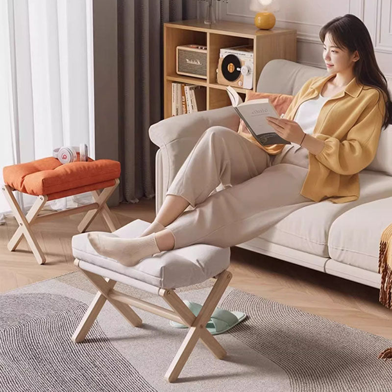 Taburete infantil rectangular moderno y minimalista, plegable, con tapicería de tela y estructura de madera maciza de pino — Asiento ideal para la sala de estar