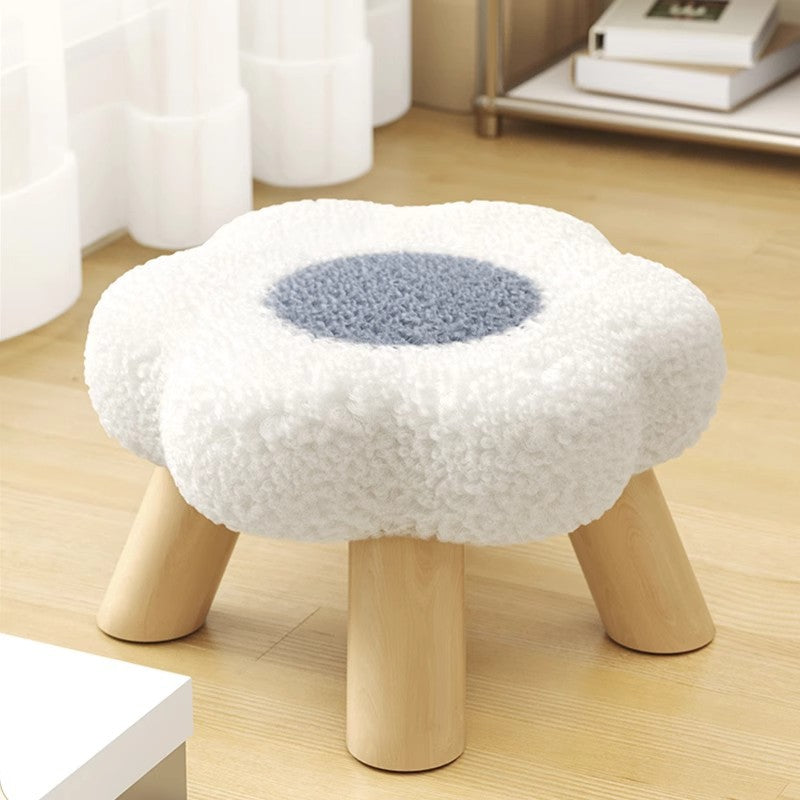 Contemporary Kids' Flower-Shaped Lamb-Fleece Stool – Stackable, Low-Profile, Backless & Armless for Living Room & Bedroom