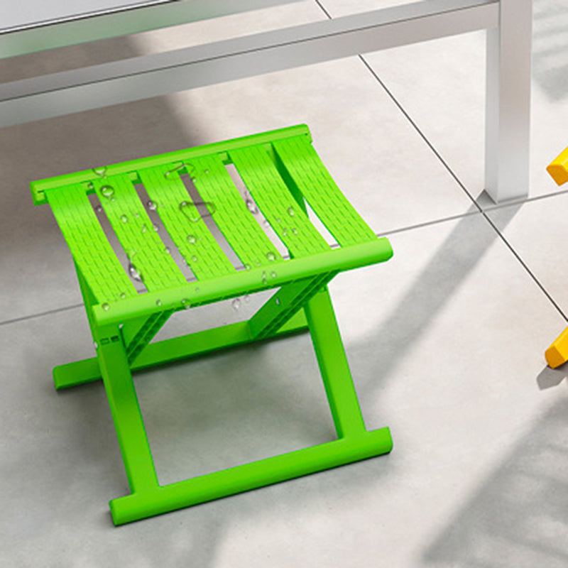 Taburete cuadrado plegable industrial contemporáneo – Silla de camping portátil de perfil bajo (PP/TPE) para uso exterior e interior