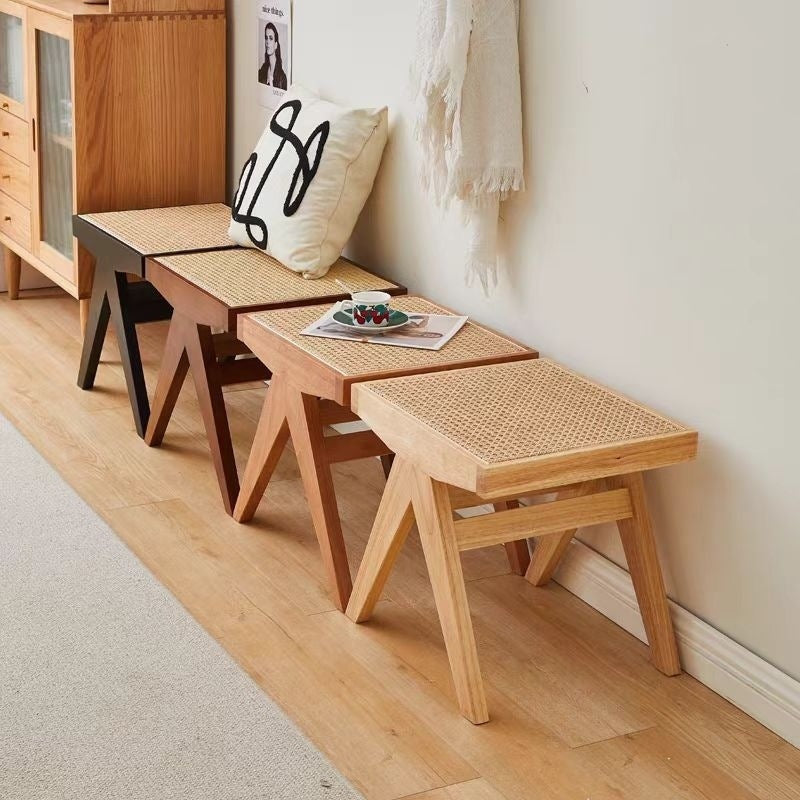 Banco rectangular japonés tradicional con patas en V, de madera de caucho y ratán, con asiento tejido a mano para recibidor y sala de estar