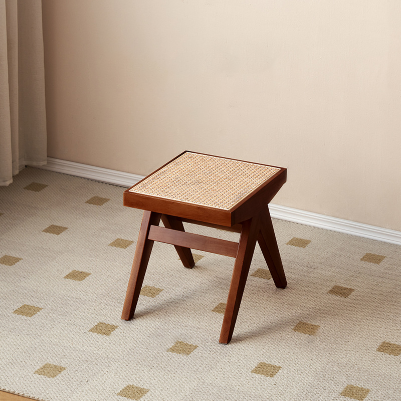 Traditional Japanese Rubber Wood And Rattan Rectangular V-Leg Bench With Handwoven Seat For Entryway And Living Room