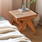 Banco rectangular japonés tradicional con patas en V, de madera de caucho y ratán, con asiento tejido a mano para recibidor y sala de estar