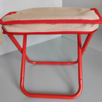 Modern Minimalist Oxford Fabric Camping Stool – Foldable Carbon Steel Frame, Low-Profile Square-Pocket Chair for Outdoor Patio