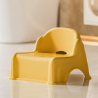 Modern Minimalist Curved Kids' Stool – Low, Armless, Backless Design in PP & PVC for Living Room