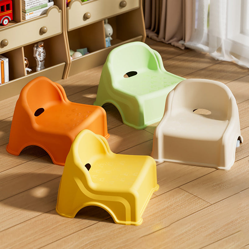 Modern Minimalist Curved Kids' Stool – Low, Armless, Backless Design in PP & PVC for Living Room