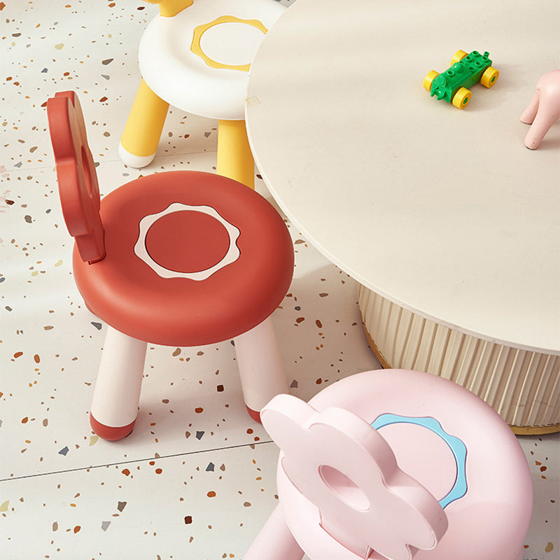 Contemporary Flower-Shaped PP Kids' Low Stool, Armless, for Living Room