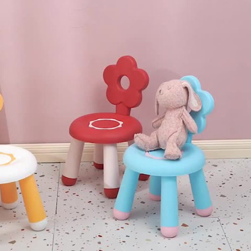 Contemporary Flower-Shaped PP Kids' Low Stool, Armless, for Living Room