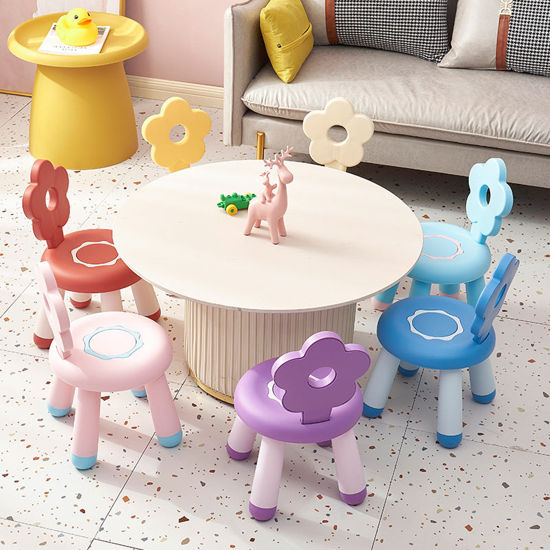 Contemporary Flower-Shaped PP Kids' Low Stool, Armless, for Living Room
