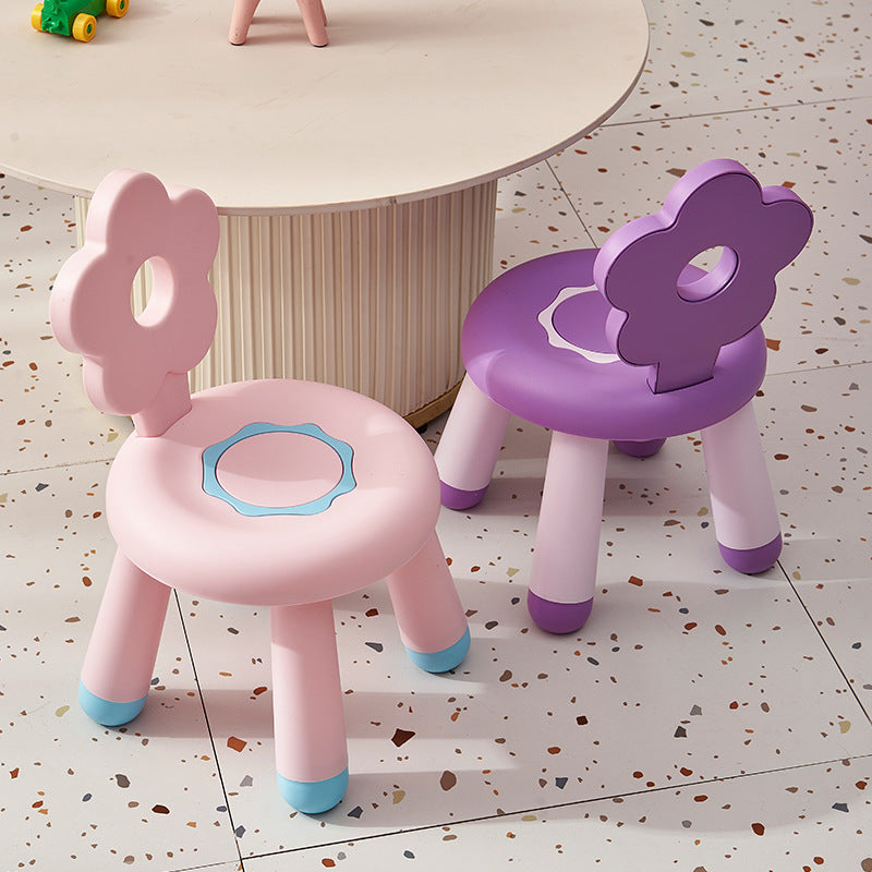 Contemporary Flower-Shaped PP Kids' Low Stool, Armless, for Living Room