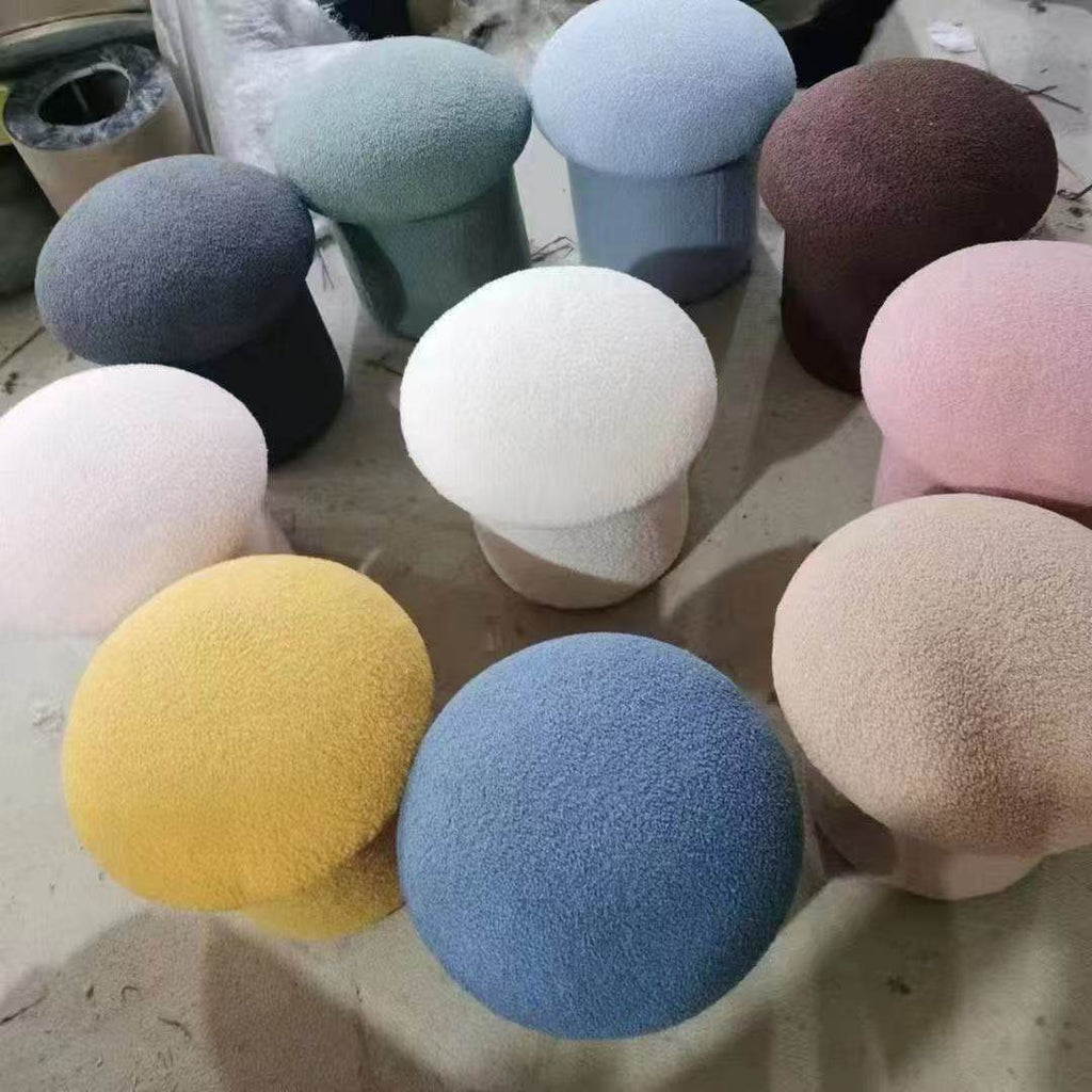 Taburete cilíndrico moderno minimalista de forro polar sherpa con forma de hongo y diseño de madera para dormitorio