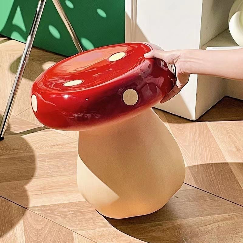 Taburete moderno redondo de resina con forma de hongo - Acento de perfil bajo para sala de estar