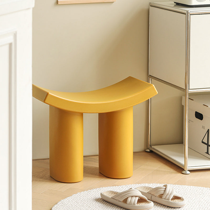Taburete de Plástico Rectangular Nórdico Moderno — Asiento de Perfil Bajo para la Sala de Estar