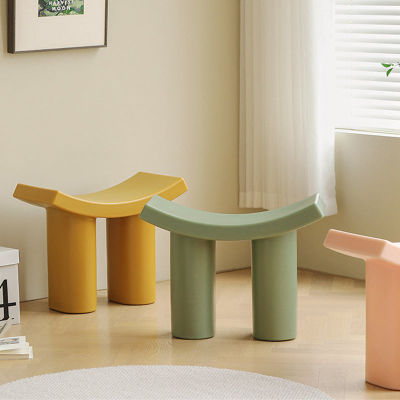 Taburete de Plástico Rectangular Nórdico Moderno — Asiento de Perfil Bajo para la Sala de Estar