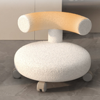 Taburete nórdico contemporáneo redondo de tela sherpa con respaldo en forma de C, base de madera y esponja acolchada — Asiento bajo móvil para sala de estar