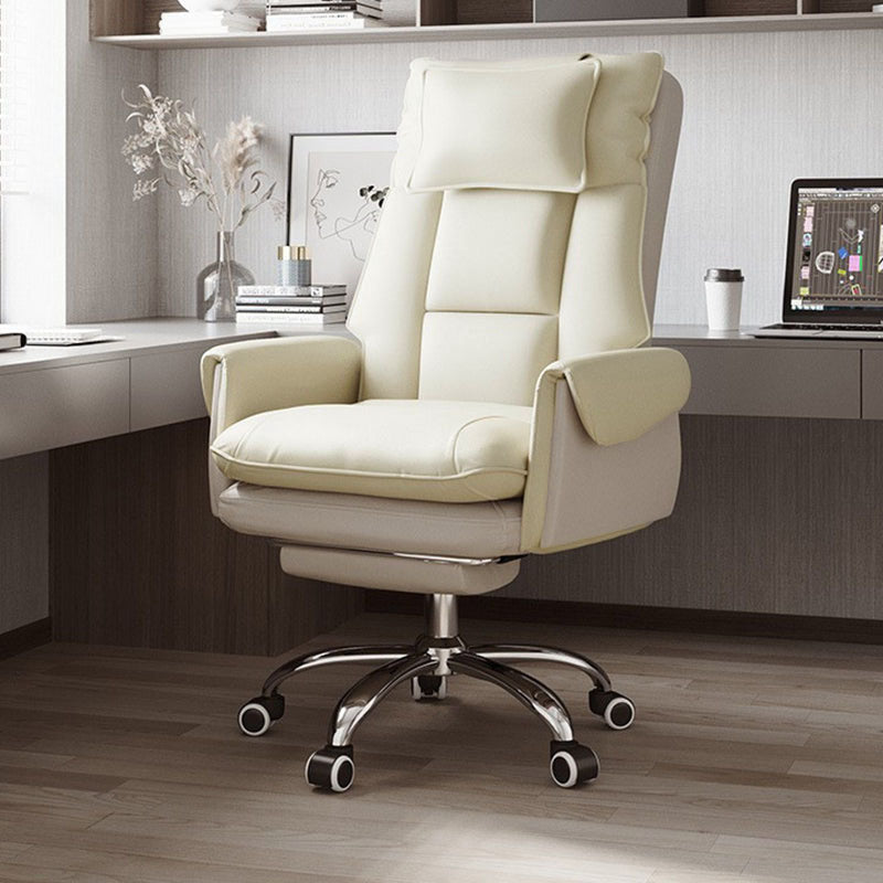 Silla de Escritorio Reclinable Cuadrada con Respaldo Reposapiés Reposacabezas de Esponja de Algodón, Acero, Aleación de Aluminio y Cuero PVC - Estilo de Simplicidad Moderna para Oficina en Casa