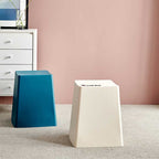 Taburete trapezoidal contemporáneo de PP - Apilable, sin respaldo para comedor