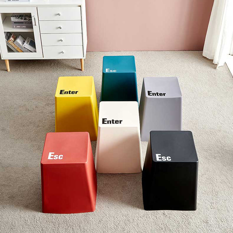 Taburete trapezoidal contemporáneo de PP - Apilable, sin respaldo para comedor