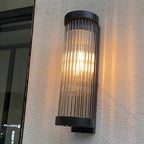 Lámpara Aplique de Pared Solar LED Cilíndrica Moderna Minimalista de Acero Inoxidable y Cristal Impermeable para Jardín y Patio Exterior