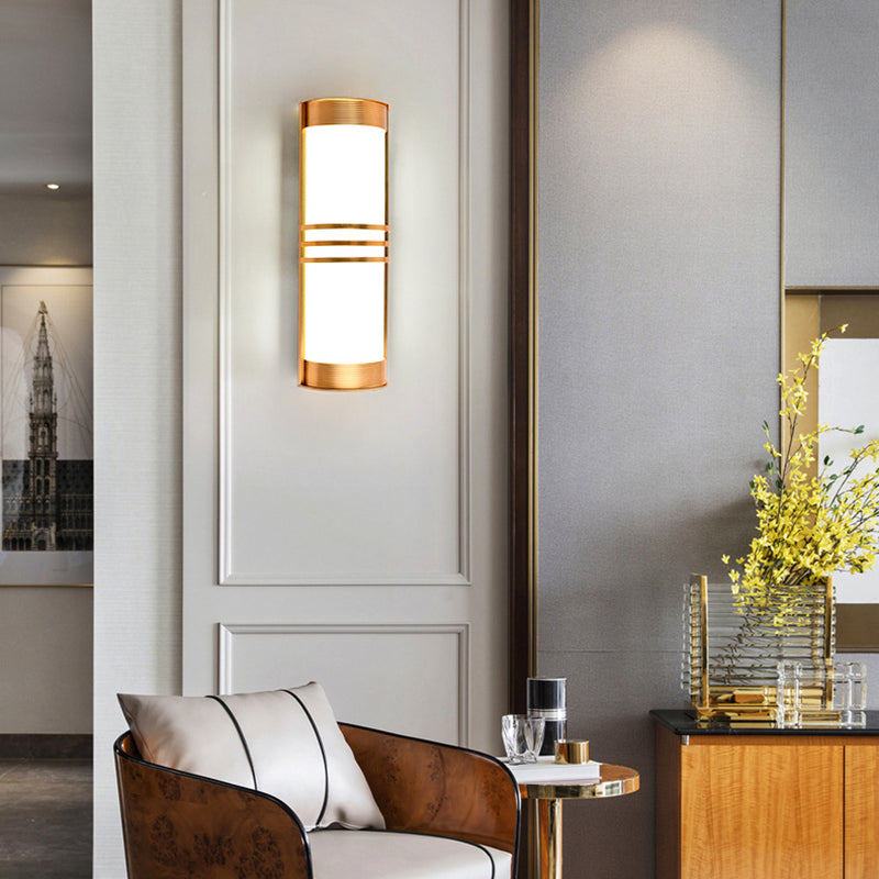 Lámpara Aplique LED de Pared Moderno Minimalista de Acrílico y Hierro Semicircular Largo para Exterior