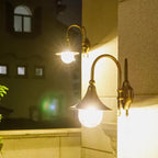 Lámpara de pared exterior de 1 luz con pantalla de trompeta de aluminio y vidrio de simplicidad contemporánea para jardín