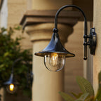 Lámpara de pared exterior de 1 luz con pantalla de trompeta de aluminio y vidrio de simplicidad contemporánea para jardín