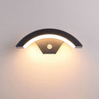 Lámpara de pared LED con sensor de acrílico y aluminio en arco, minimalista moderna e impermeable, para exteriores, para jardín