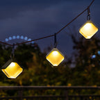 Moderno Art Decó Impermeable Solar ABS PC Metal Cuadrado Montado en la pared y Portátil Lámpara LED de pared con sensor de control de luz para jardín