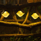Moderno Art Decó Impermeable Solar ABS PC Metal Cuadrado Montado en la pared y Portátil Lámpara LED de pared con sensor de control de luz para jardín