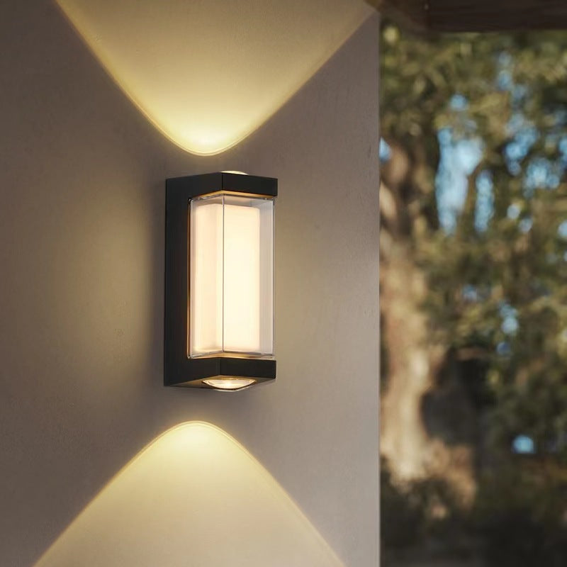 Lámpara de pared LED moderna de aluminio impermeable de diseño cilíndrico o cuboide para patio exterior