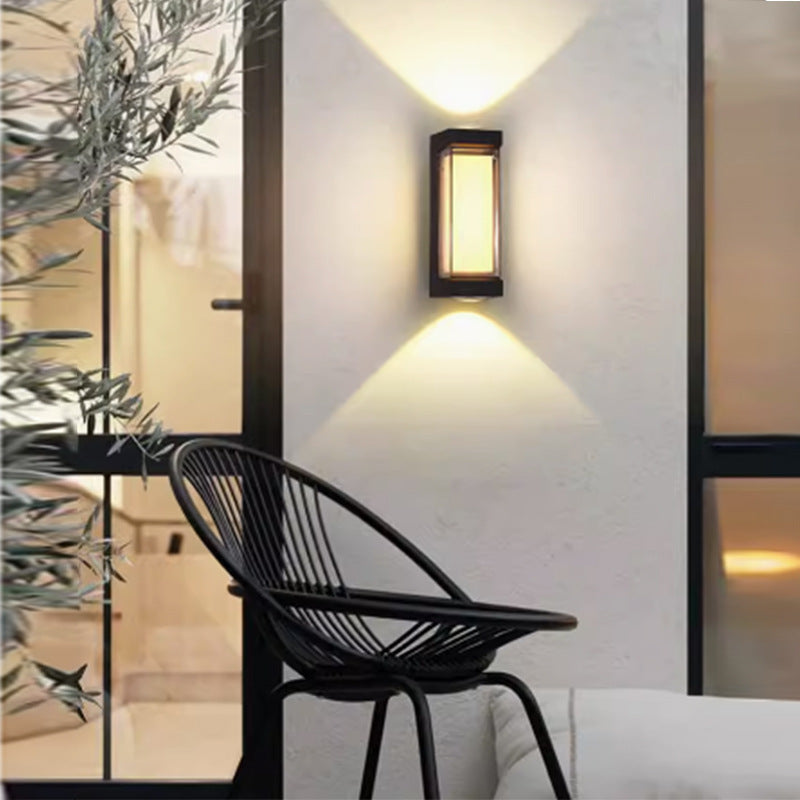 Lámpara de pared LED moderna de aluminio impermeable de diseño cilíndrico o cuboide para patio exterior