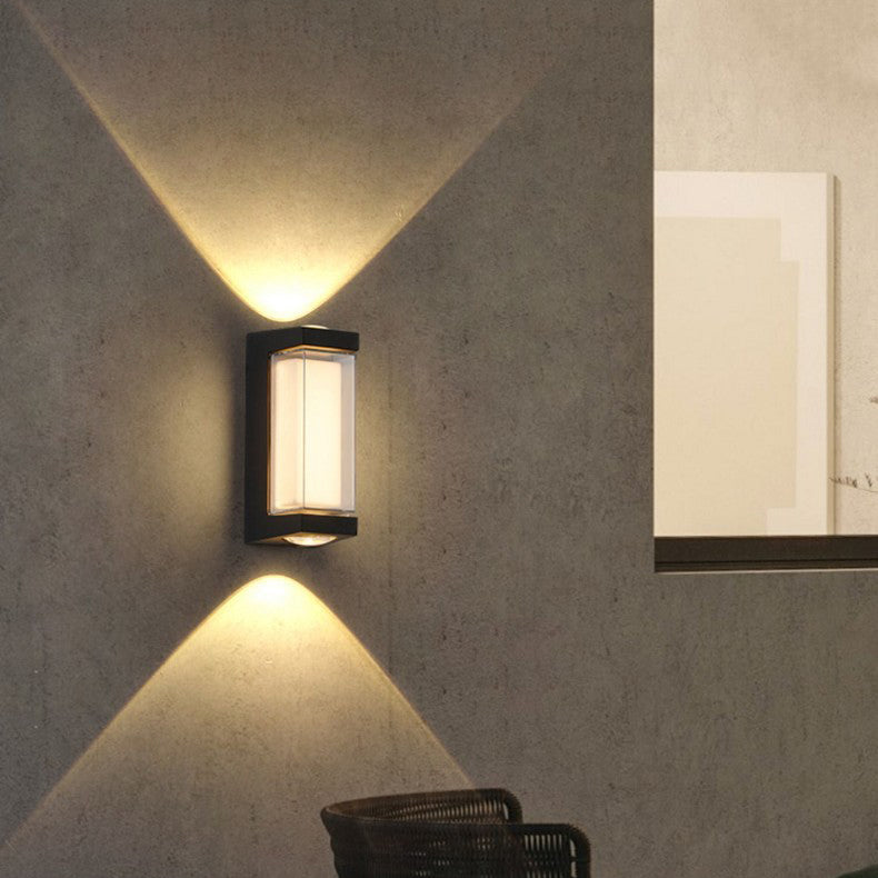 Lámpara LED de pared cilíndrica rectangular de acrílico y aluminio impermeable de estilo moderno y simple para patio exterior
