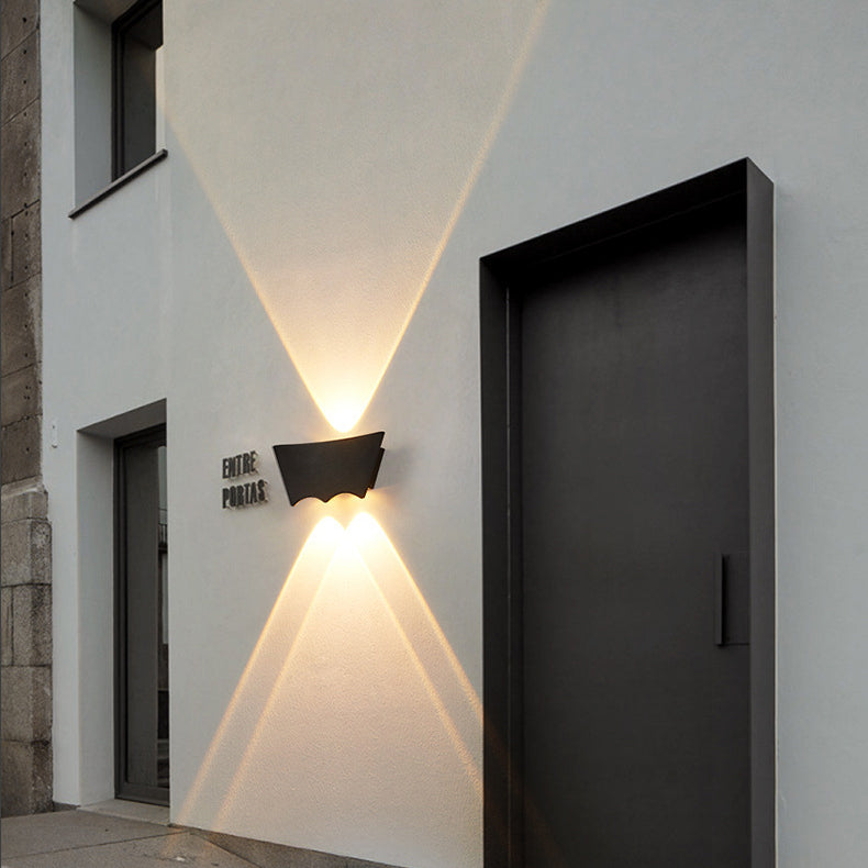 Lámpara de aplique LED geométrica de aluminio impermeable de diseño moderno y simple para patio exterior