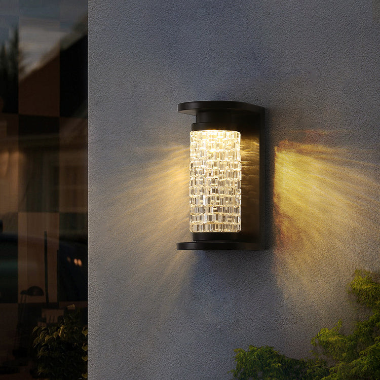 Lámpara de pared LED cilíndrica de lujo moderno impermeable de acero inoxidable con imitación de cristal acrílico para patio exterior